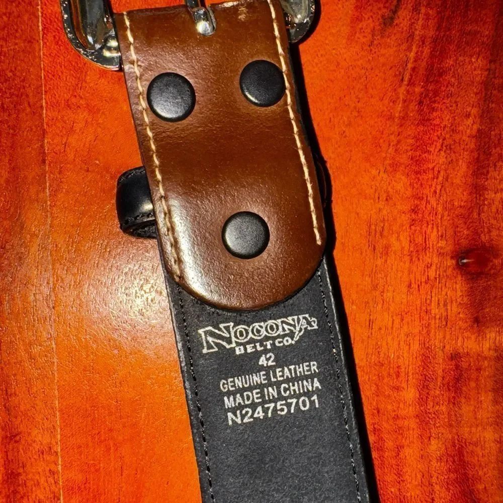 NOCONA MENS FABRIC INLAY AND CONCHOS LEATHER BELT